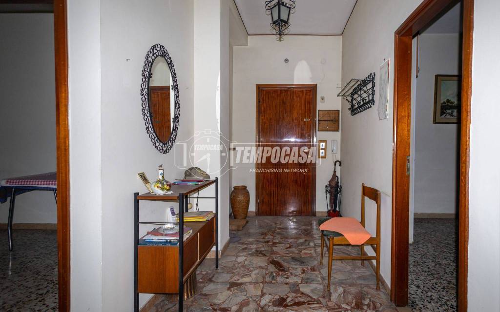 appartamento in vendita a Reggio nell'Emilia in zona Città Storica