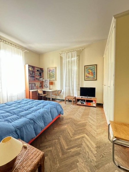 casa indipendente in vendita a Reggio nell'Emilia in zona Mirabello