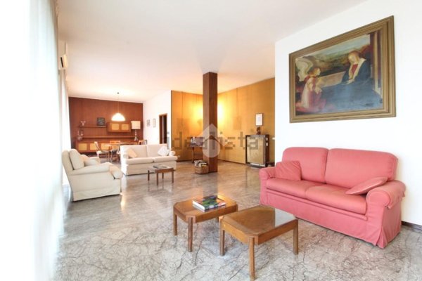 appartamento in vendita a Reggio nell'Emilia