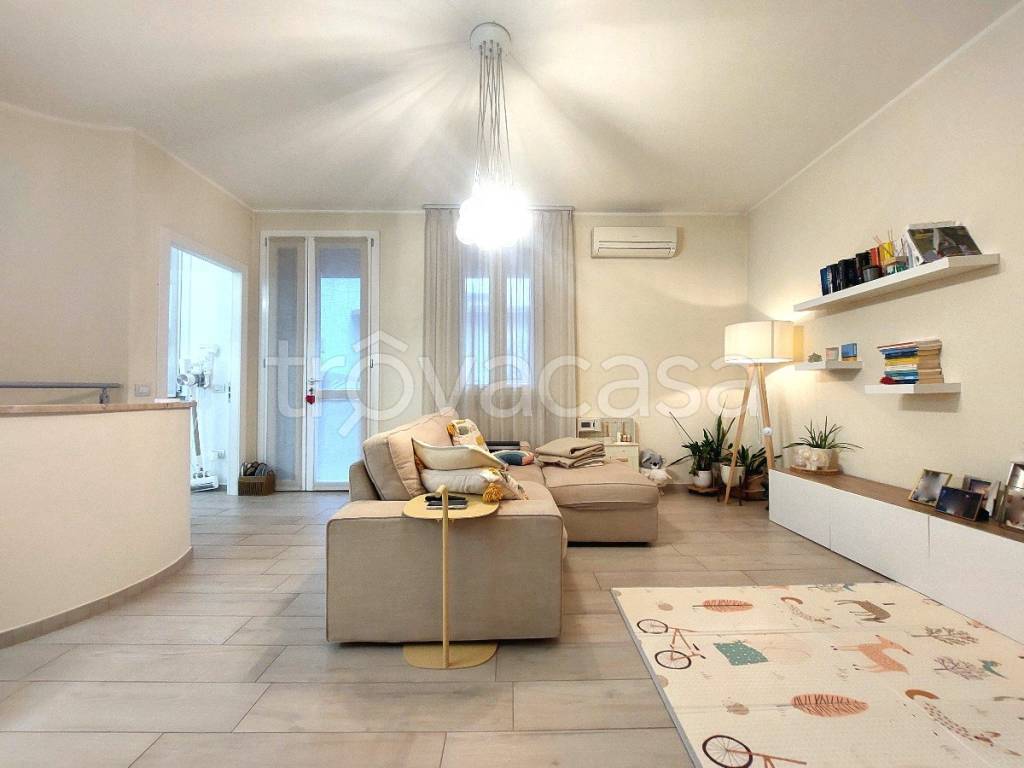 appartamento in vendita a Reggio nell'Emilia in zona Coviolo