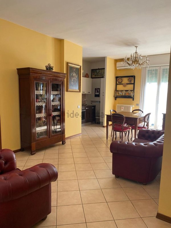 appartamento in vendita a Reggio nell'Emilia in zona Ospizio