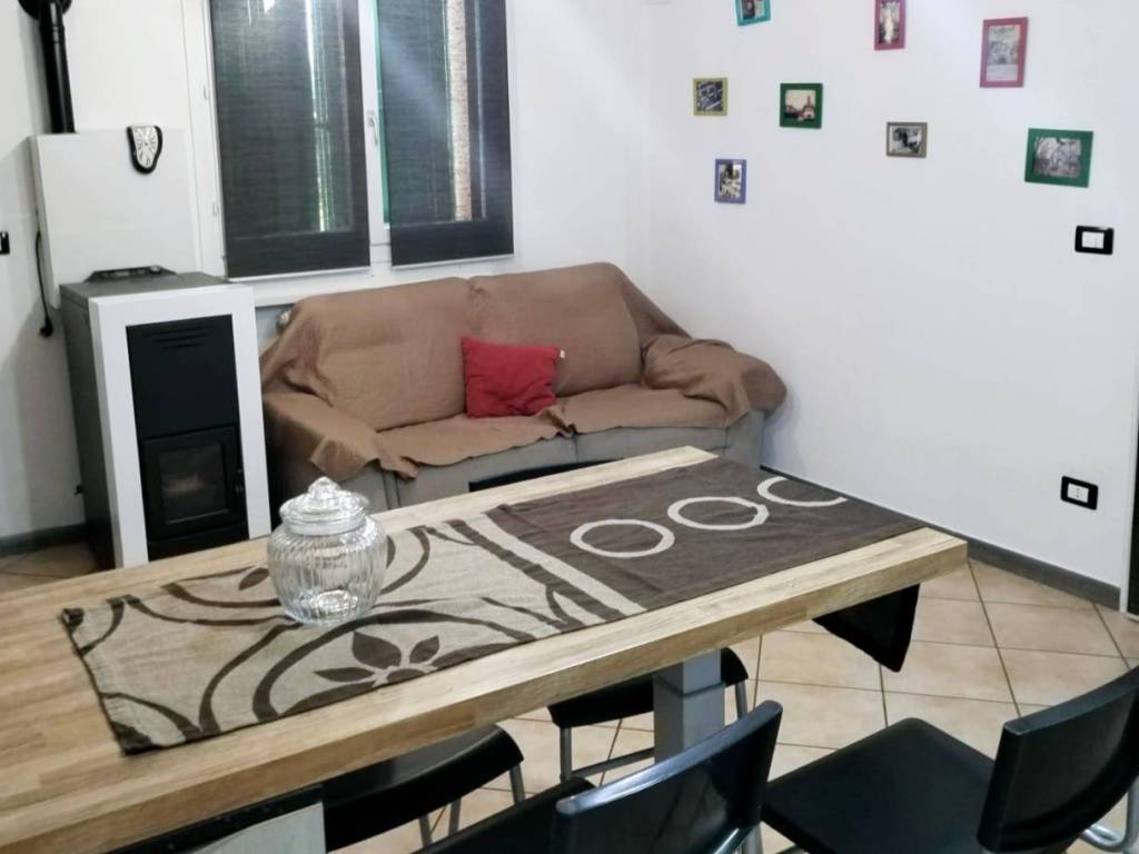 appartamento in vendita a Reggio nell'Emilia in zona Compagnoni / Migliolungo