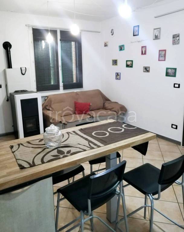 appartamento in vendita a Reggio nell'Emilia in zona Compagnoni / Migliolungo