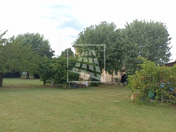 casa indipendente in vendita a Reggio nell'Emilia in zona San Bartolomeo