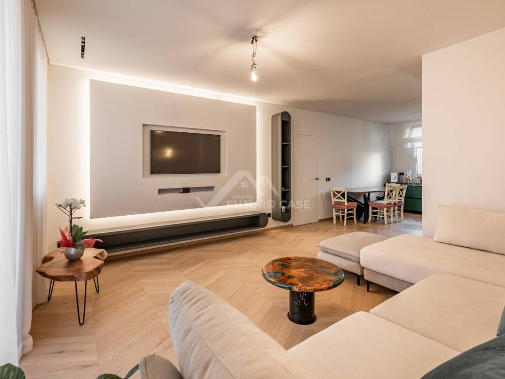 appartamento in vendita a Reggio nell'Emilia in zona Buco del Signore