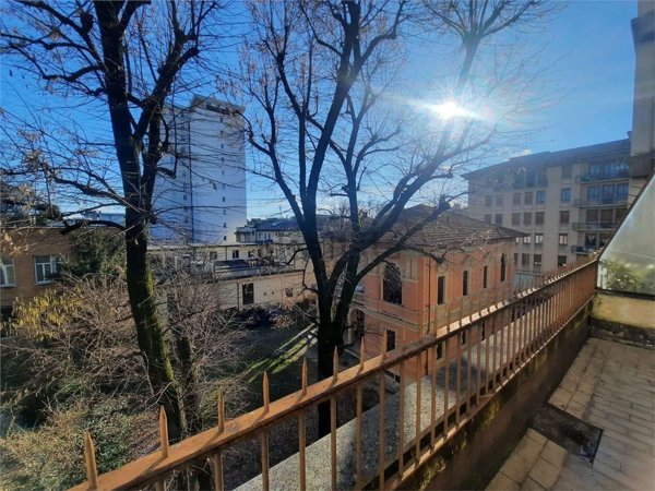 appartamento in vendita a Reggio nell'Emilia in zona Città Storica