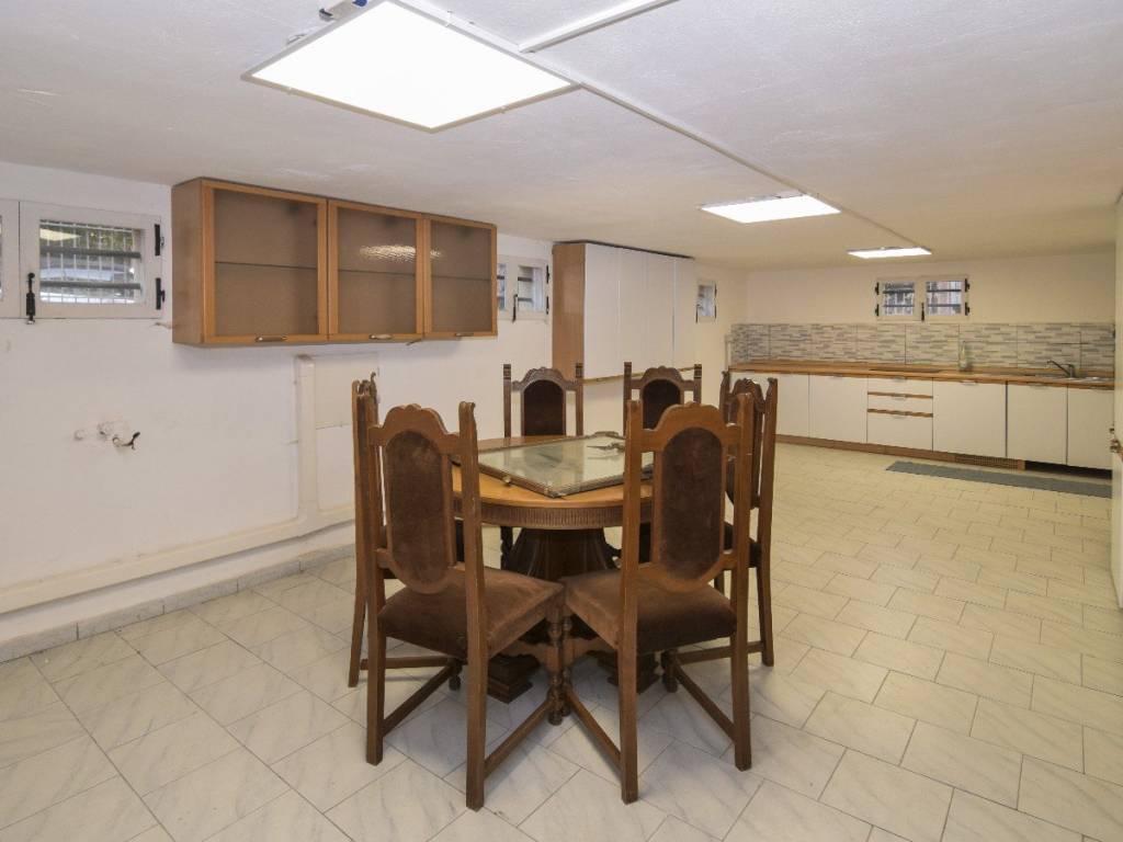 casa indipendente in vendita a Reggio nell'Emilia