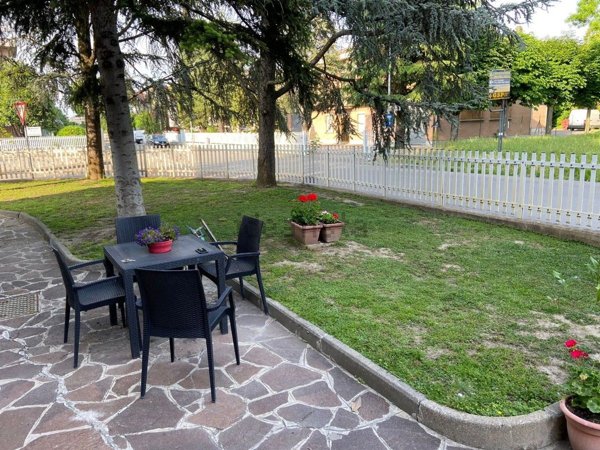 casa indipendente in vendita a Reggio nell'Emilia