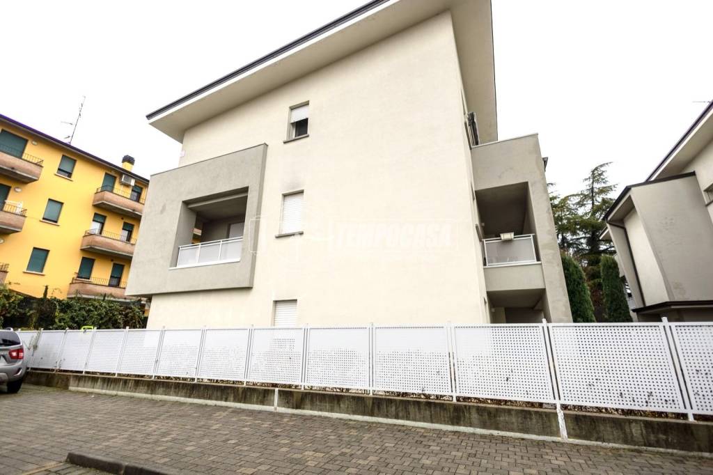 appartamento in vendita a Reggio nell'Emilia in zona Baragalla