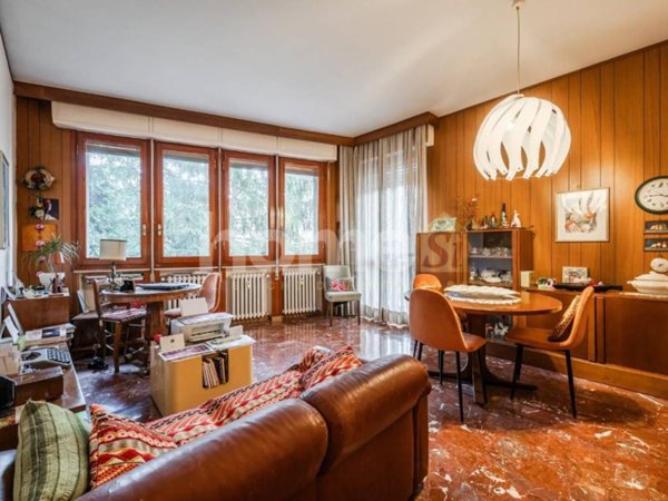 appartamento in vendita a Reggio nell'Emilia in zona Città Storica