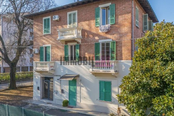 appartamento in vendita a Reggio nell'Emilia in zona Carrozzone