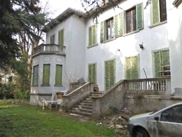 villa in vendita a Reggio nell'Emilia in zona Città Storica