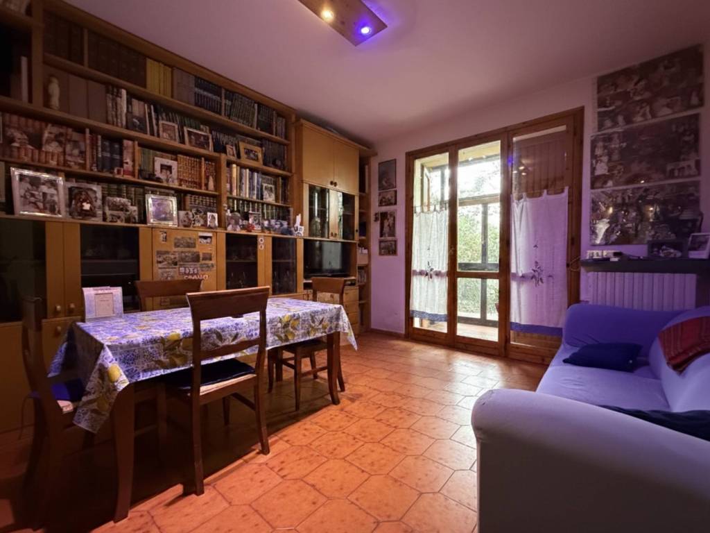 casa indipendente in vendita a Reggio nell'Emilia in zona Buco del Signore