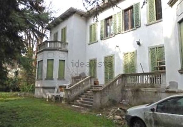 casa indipendente in vendita a Reggio nell'Emilia