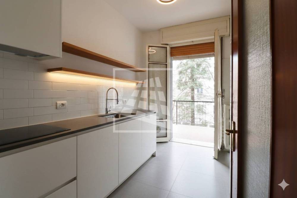 appartamento in vendita a Reggio nell'Emilia in zona Città Storica