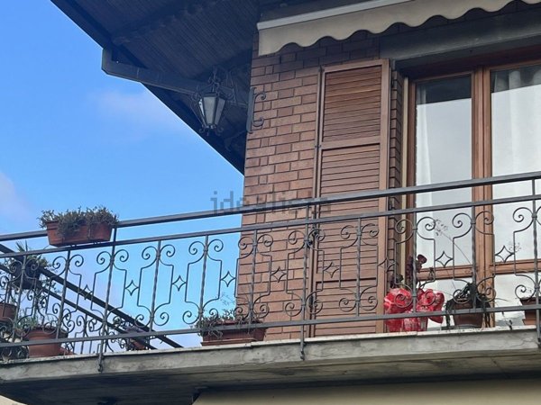 casa indipendente a Reggio nell'Emilia in zona San Pellegrino / Villa Canali