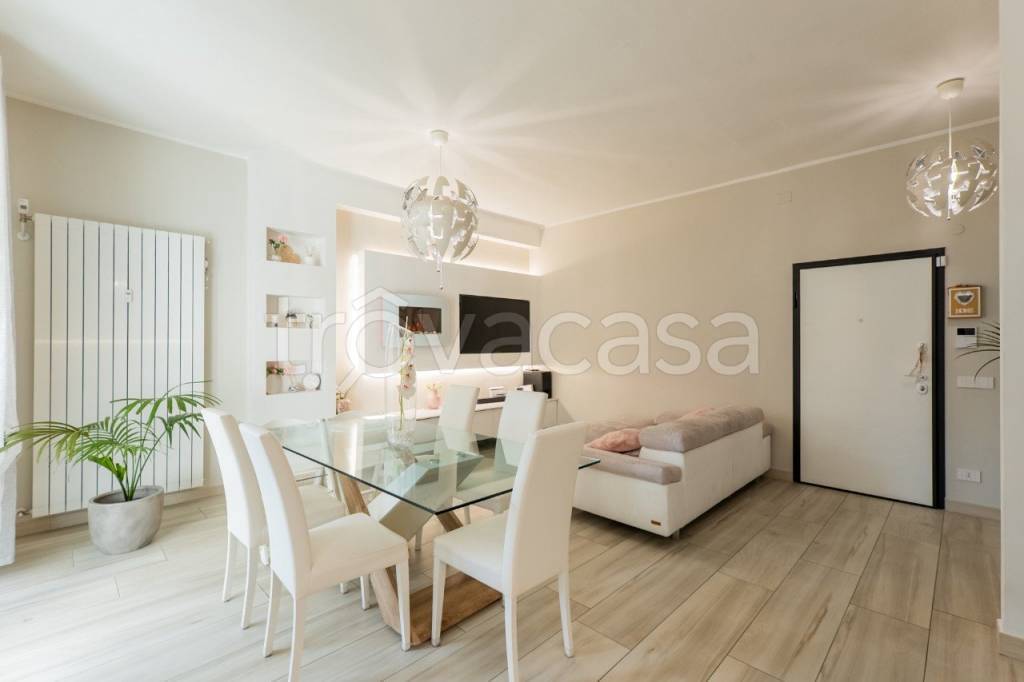 appartamento in vendita a Reggio nell'Emilia in zona Rosta Nuova