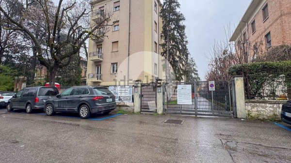 appartamento in vendita a Reggio nell'Emilia in zona Città Storica
