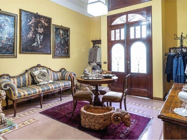 casa indipendente in vendita a Reggio nell'Emilia