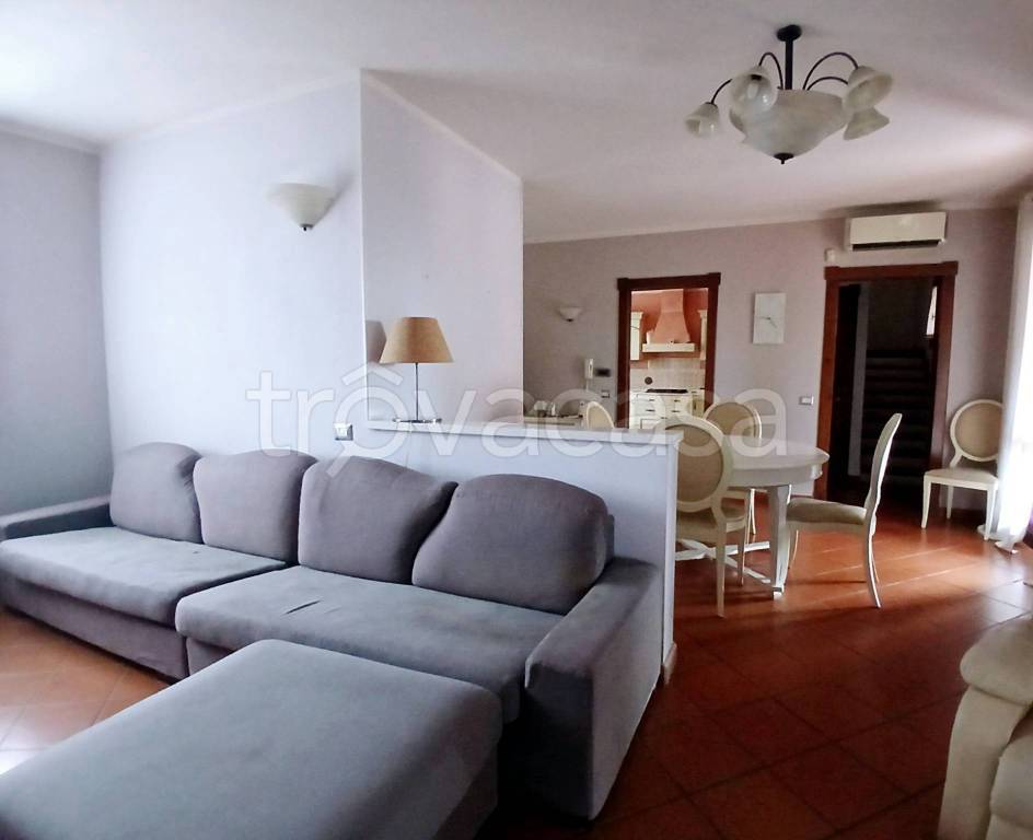 casa indipendente in vendita a Reggio nell'Emilia in zona Gavasseto