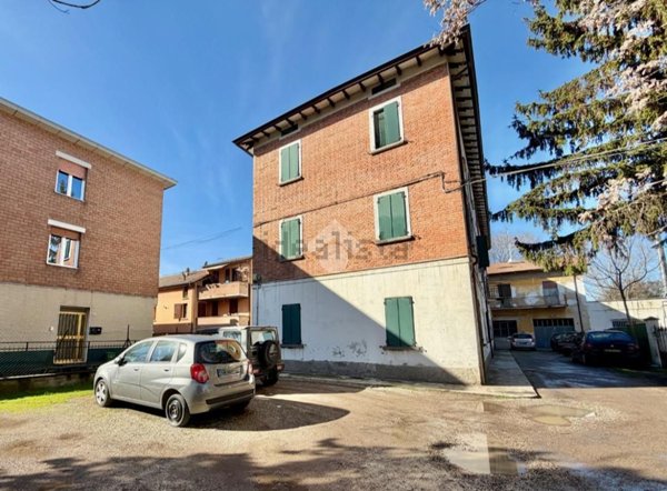 appartamento in vendita a Reggio nell'Emilia in zona Santa Croce