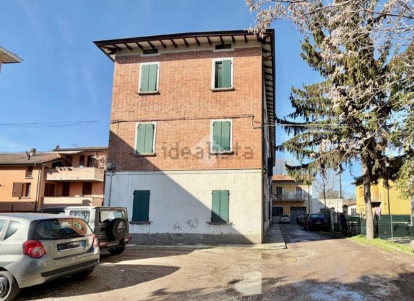 appartamento in vendita a Reggio nell'Emilia in zona Santa Croce