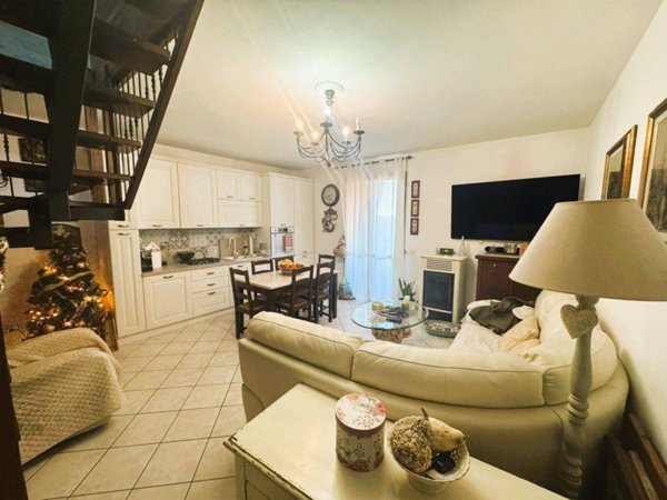 appartamento in vendita a Reggio nell'Emilia in zona Città Storica