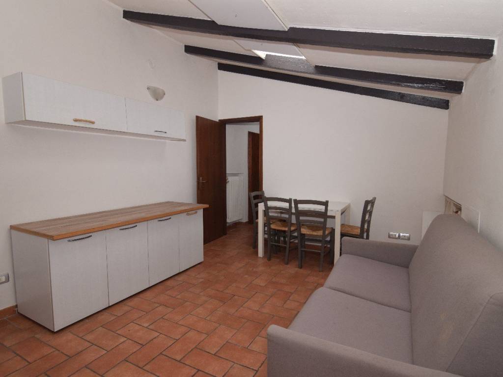 appartamento in vendita a Reggio nell'Emilia in zona Città Storica