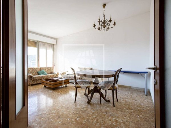 appartamento in vendita a Reggio nell'Emilia in zona Città Storica