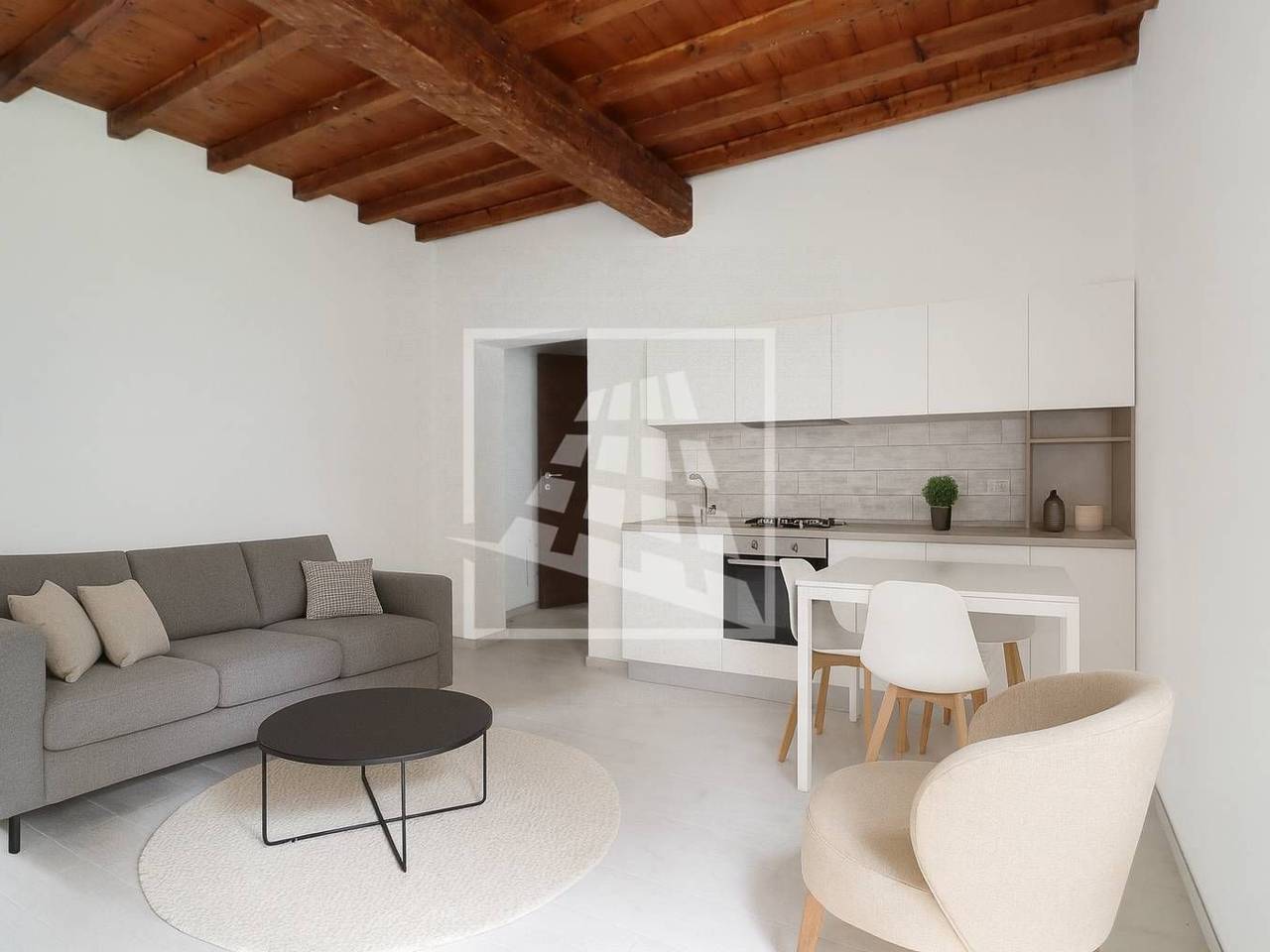 appartamento in vendita a Reggio nell'Emilia in zona Città Storica