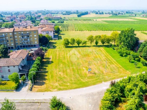 terreno agricolo in vendita a Reggio nell'Emilia