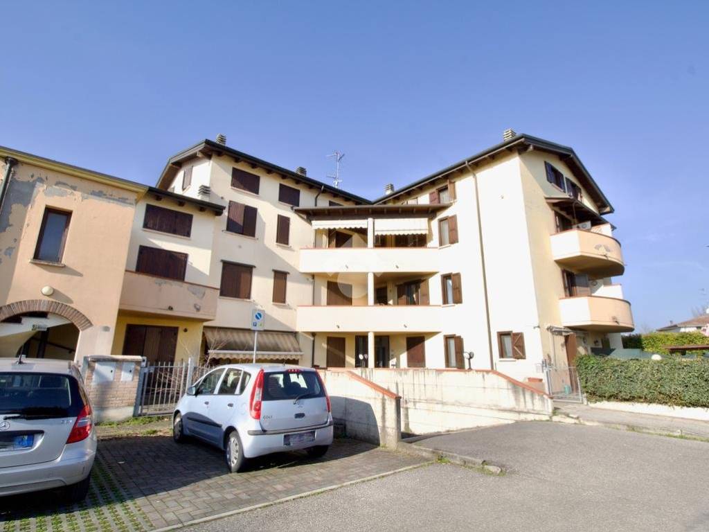 appartamento in vendita a Reggio nell'Emilia in zona Roncocesi