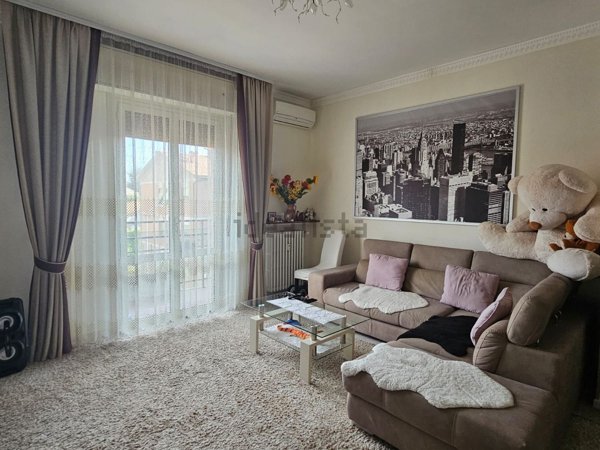 appartamento in vendita a Reggio nell'Emilia in zona Orologio