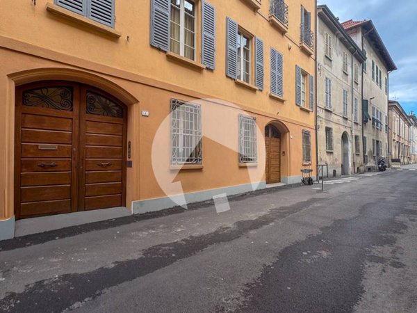 appartamento in vendita a Reggio nell'Emilia in zona Città Storica