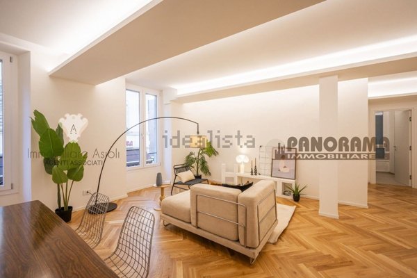 appartamento in vendita a Reggio nell'Emilia in zona Città Storica