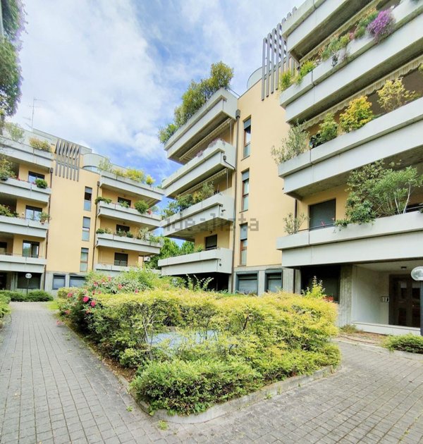 appartamento in vendita a Reggio nell'Emilia in zona Città Storica