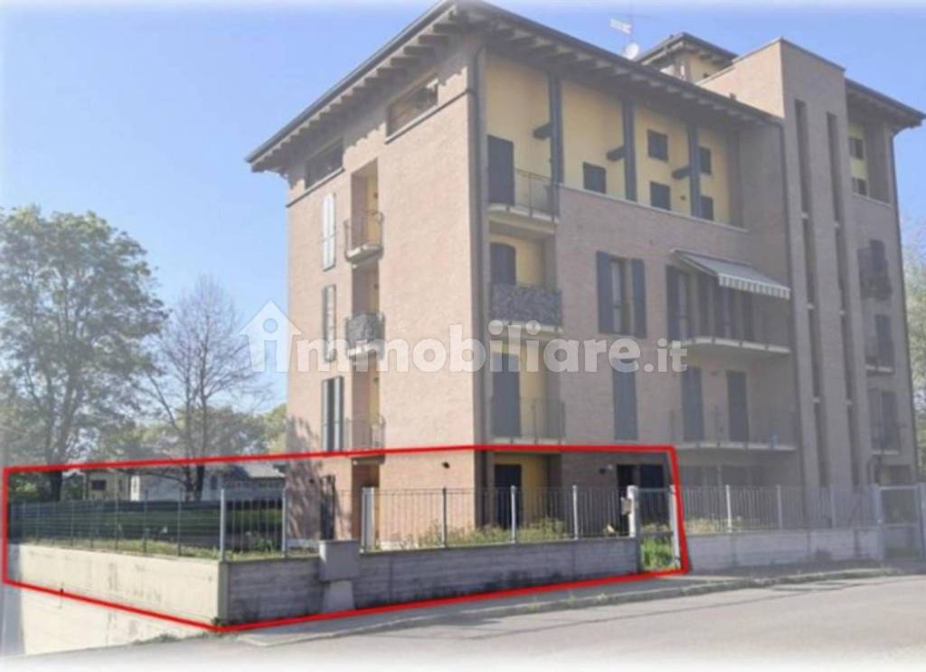appartamento in vendita a Reggio nell'Emilia in zona Ospizio