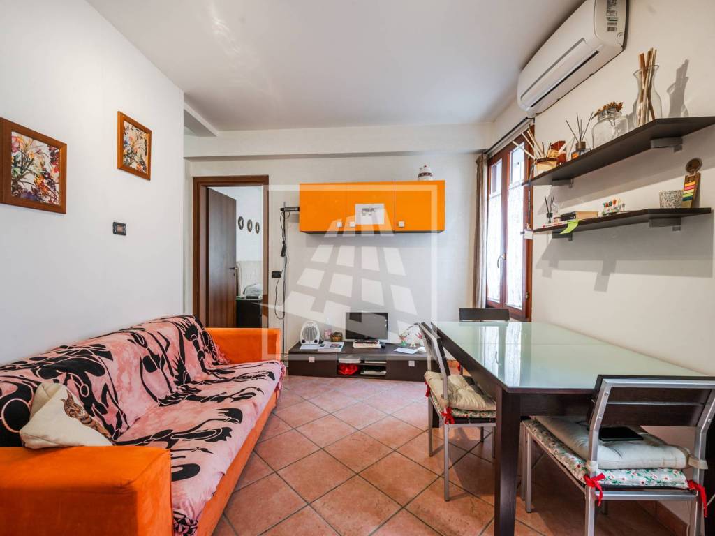 appartamento in vendita a Reggio nell'Emilia in zona Città Storica