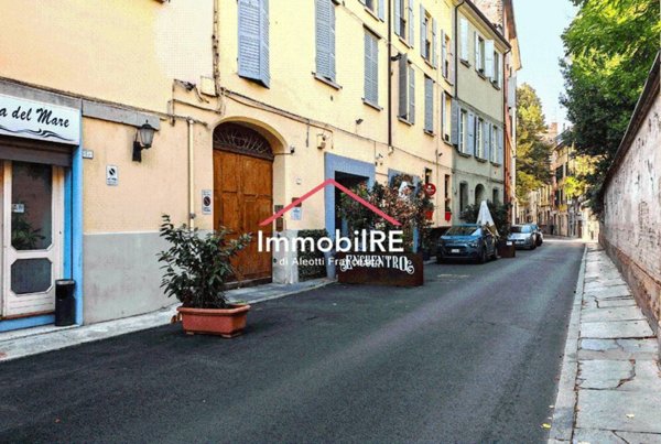 appartamento in vendita a Reggio nell'Emilia in zona Città Storica