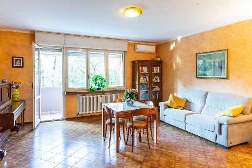 casa indipendente in vendita a Reggio nell'Emilia in zona Rosta Nuova