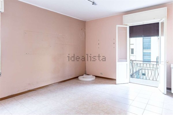 casa indipendente in vendita a Reggio nell'Emilia in zona Città Storica