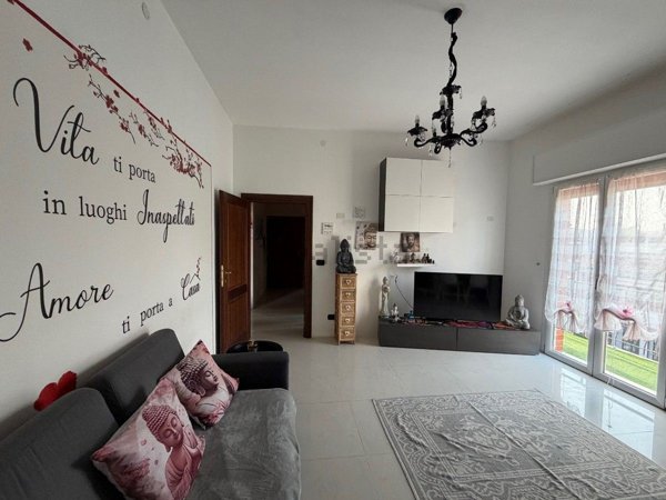 appartamento a Reggio nell'Emilia in zona San Pellegrino / Villa Canali