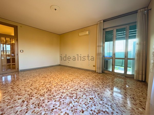 appartamento in vendita a Reggio nell'Emilia in zona Orologio