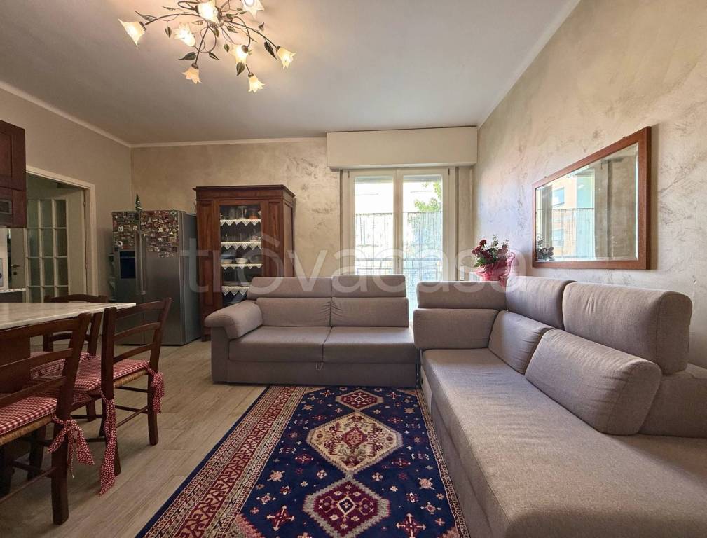 appartamento in vendita a Reggio nell'Emilia in zona Gattaglio