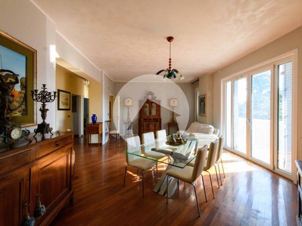 appartamento in vendita a Reggio nell'Emilia in zona Città Storica