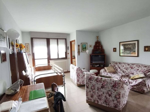 appartamento in vendita a Reggio nell'Emilia in zona Città Storica