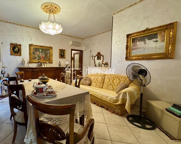 appartamento in vendita a Reggio nell'Emilia in zona Rivalta