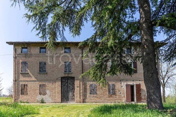 casa indipendente in vendita a Reggio nell'Emilia in zona San Bartolomeo