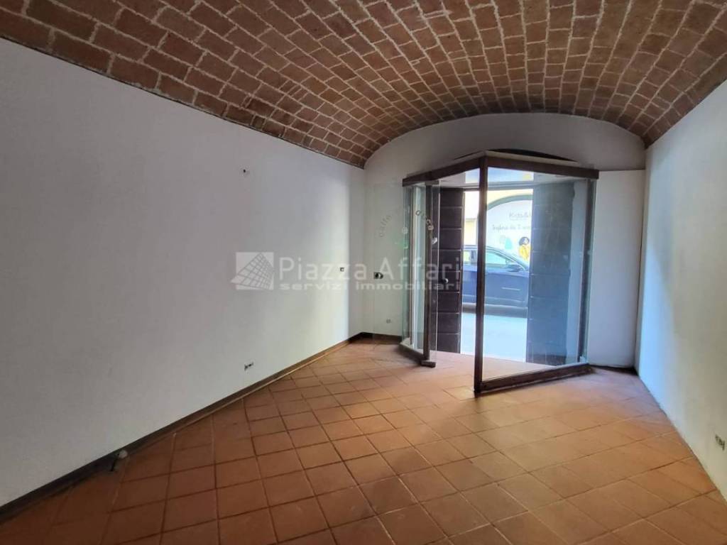 ufficio in vendita a Reggio nell'Emilia in zona Città Storica