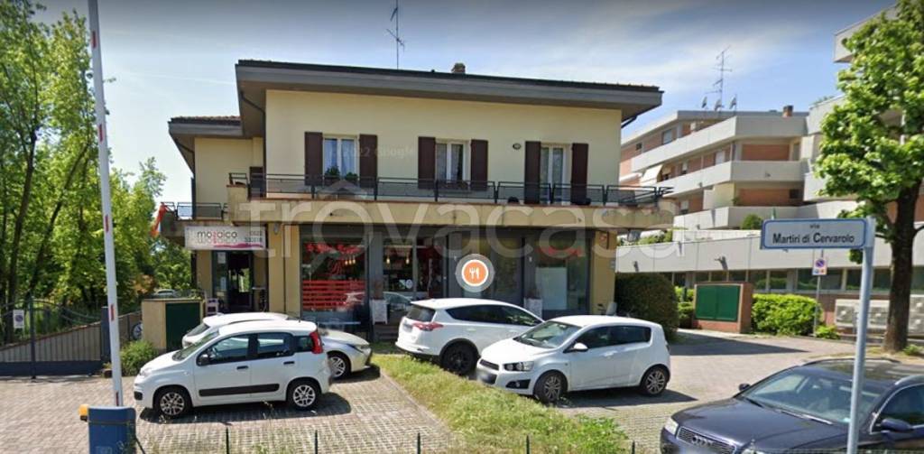 negozio in vendita a Reggio nell'Emilia in zona Buco del Signore